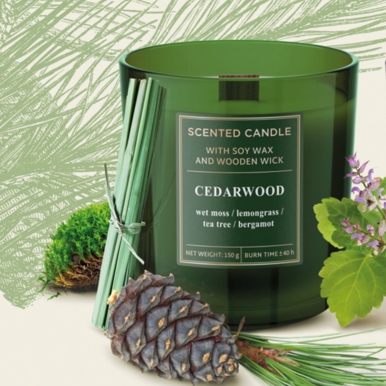 ŚWIECA ZAPACHOWA W SZKLE  WOOD CEDARWOOD  150 G
